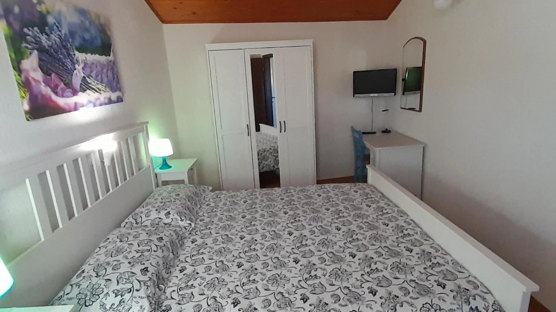 Apartments Renata - Brseč 0*,  Chorvatsko